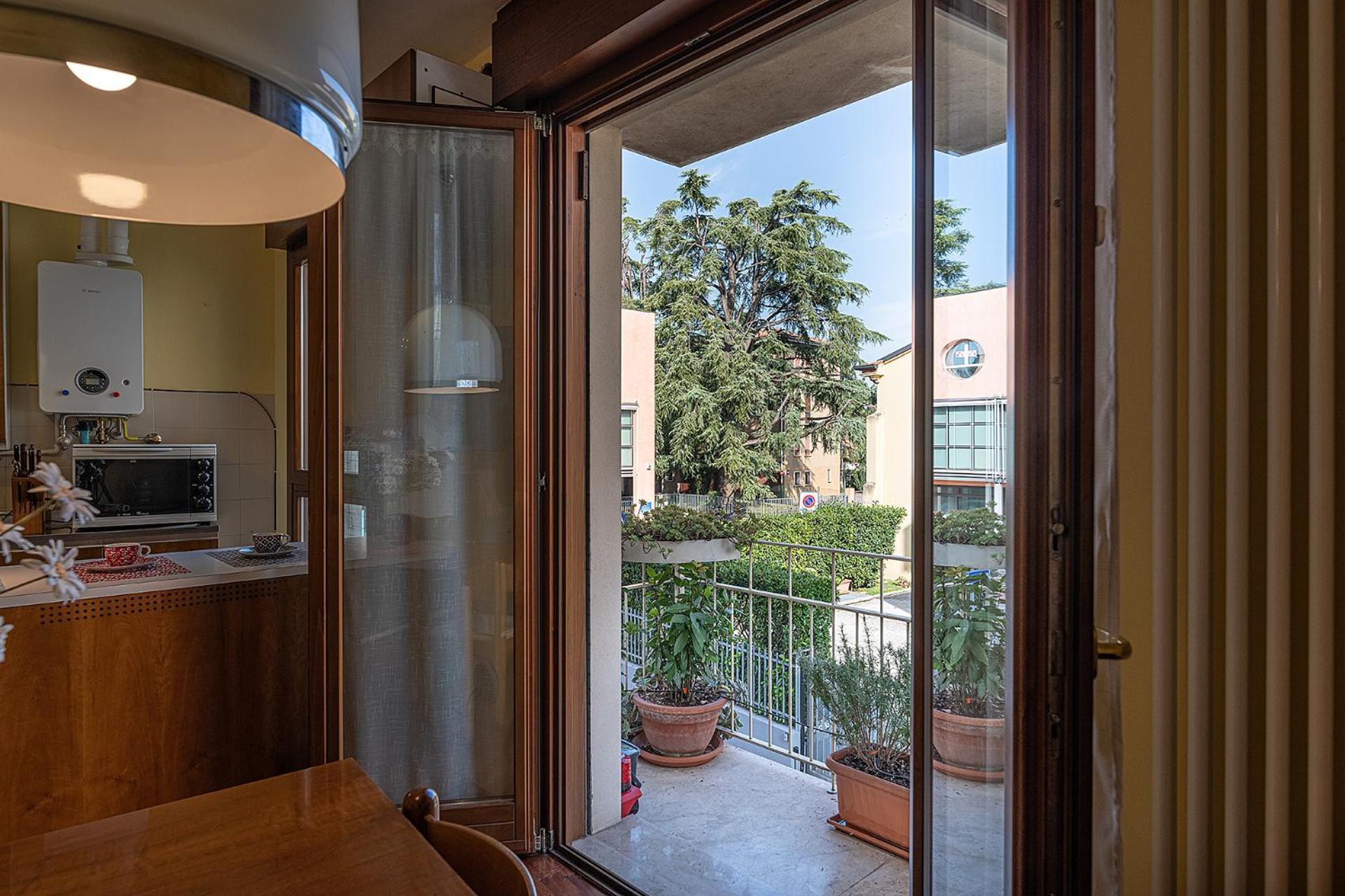 Vicino Al Centro Citta Con Garage Apartment Vicenza Luaran gambar